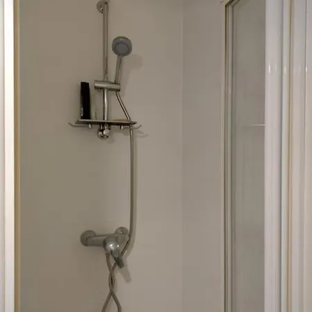 Beau Dans Rue Calme Apartament Boulogne-Billancourt