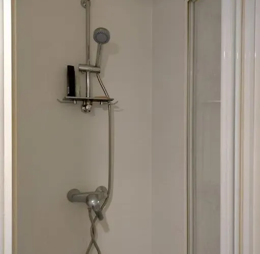Beau Dans Rue Calme Apartament Boulogne-Billancourt